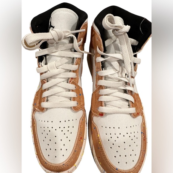 Air Jordan 1 Mid Brushstroke - Picture 14 of 16